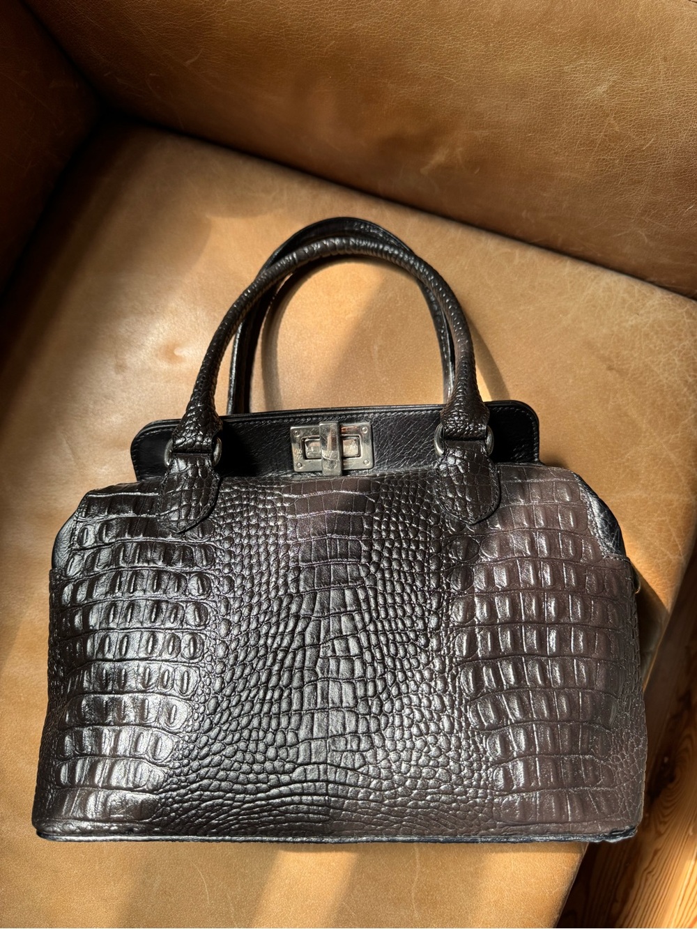 Italian croc embossed leather Classic Structured Tote hardware buckle silver - Picture 3 of 16